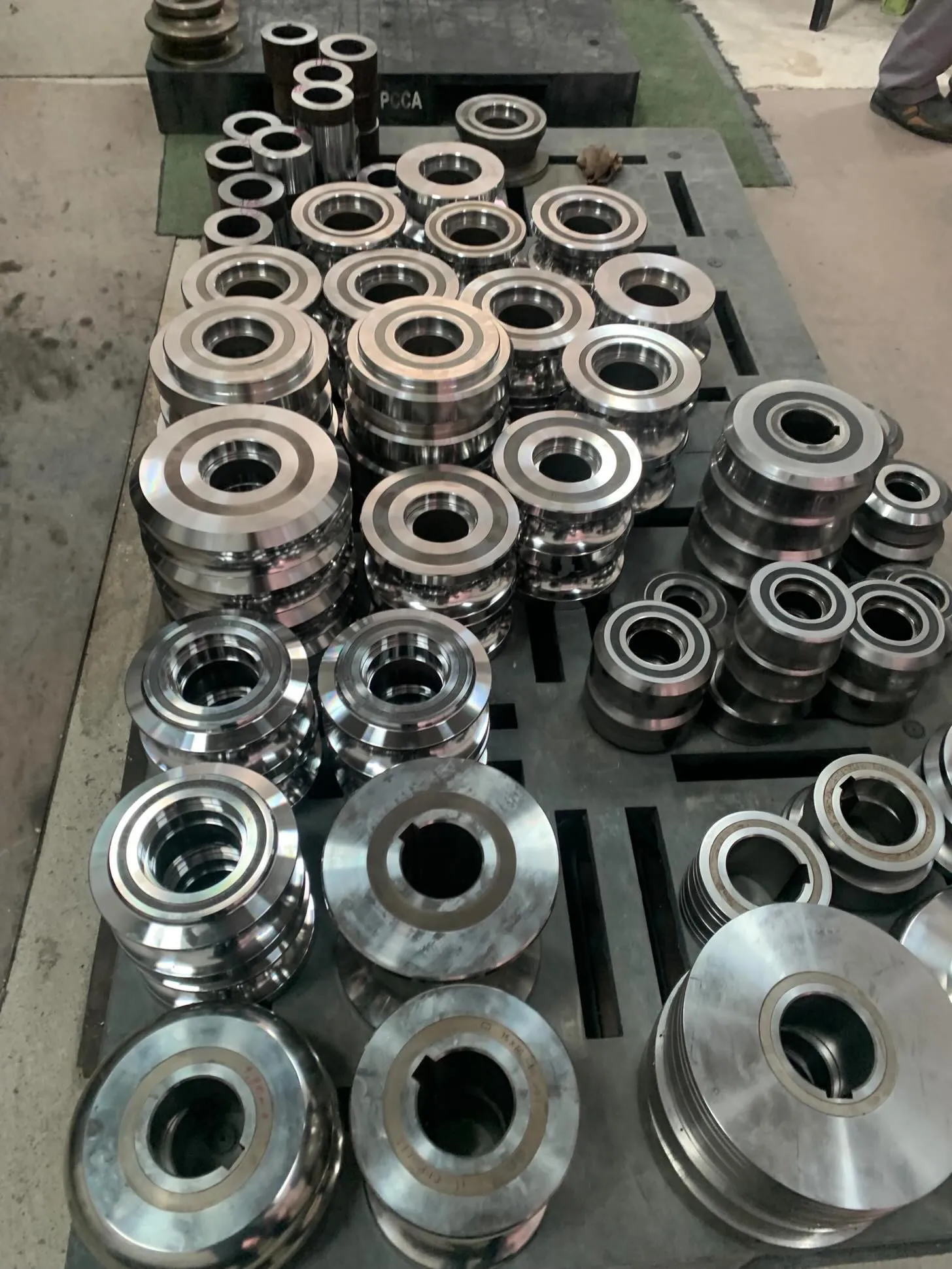 Precision CNC machined rollers for tube mill machinery